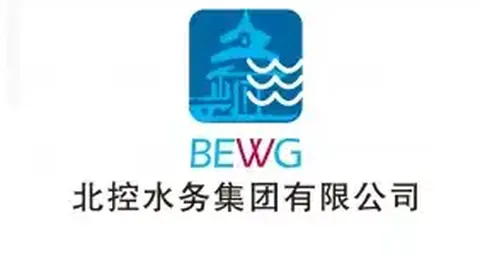杨鸣爆发背后：马立军公开侮辱引发争议，网友追溯恩怨渊源